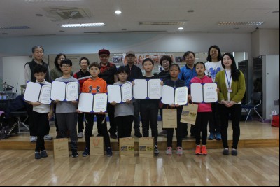 은빛청춘탁구팀과 함께 하는 어린이 탁구교실 수료식!