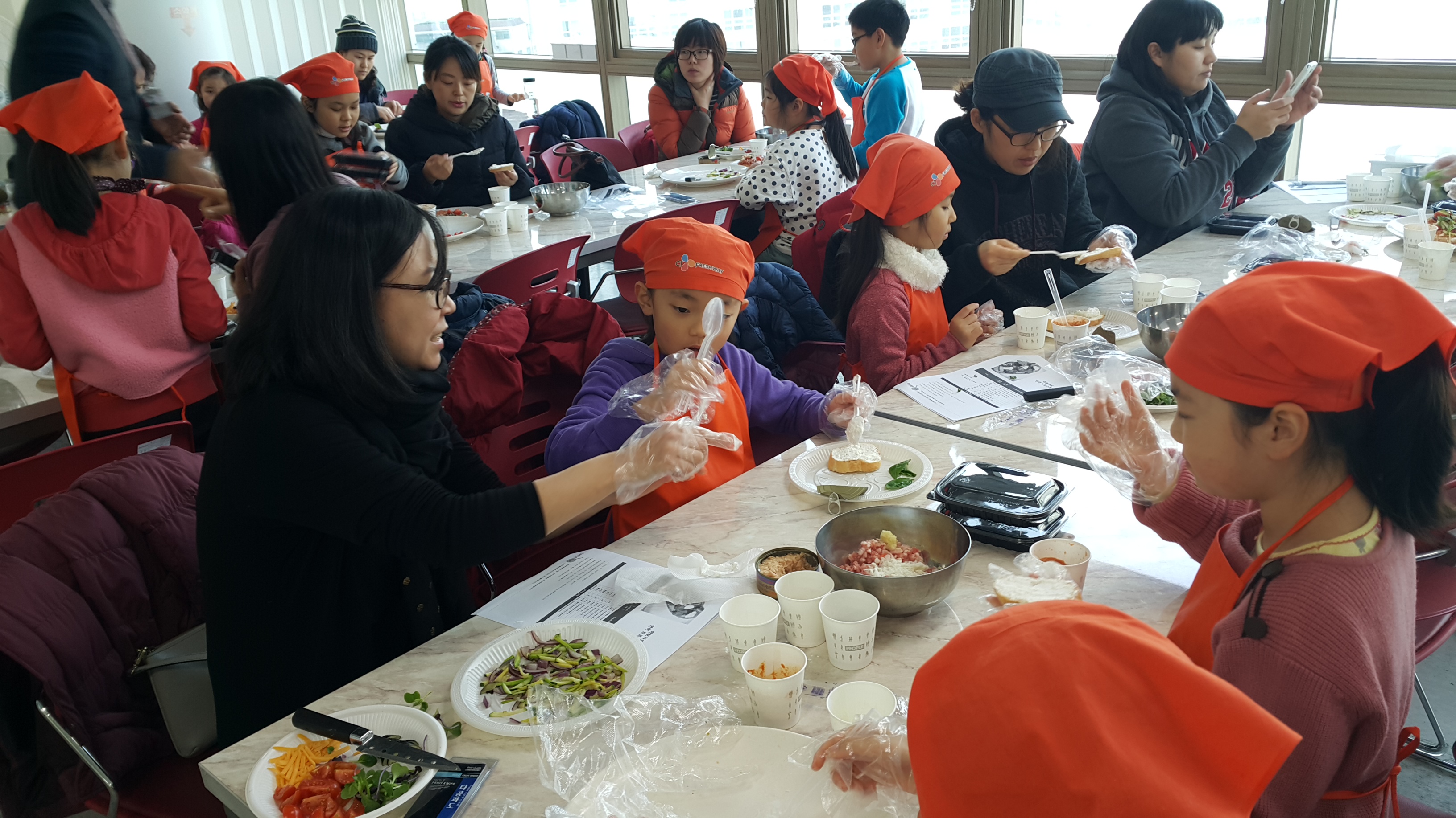 2016 겨울방학특강 3회기 엄마와 함께하는 쿠킹클래스 진행