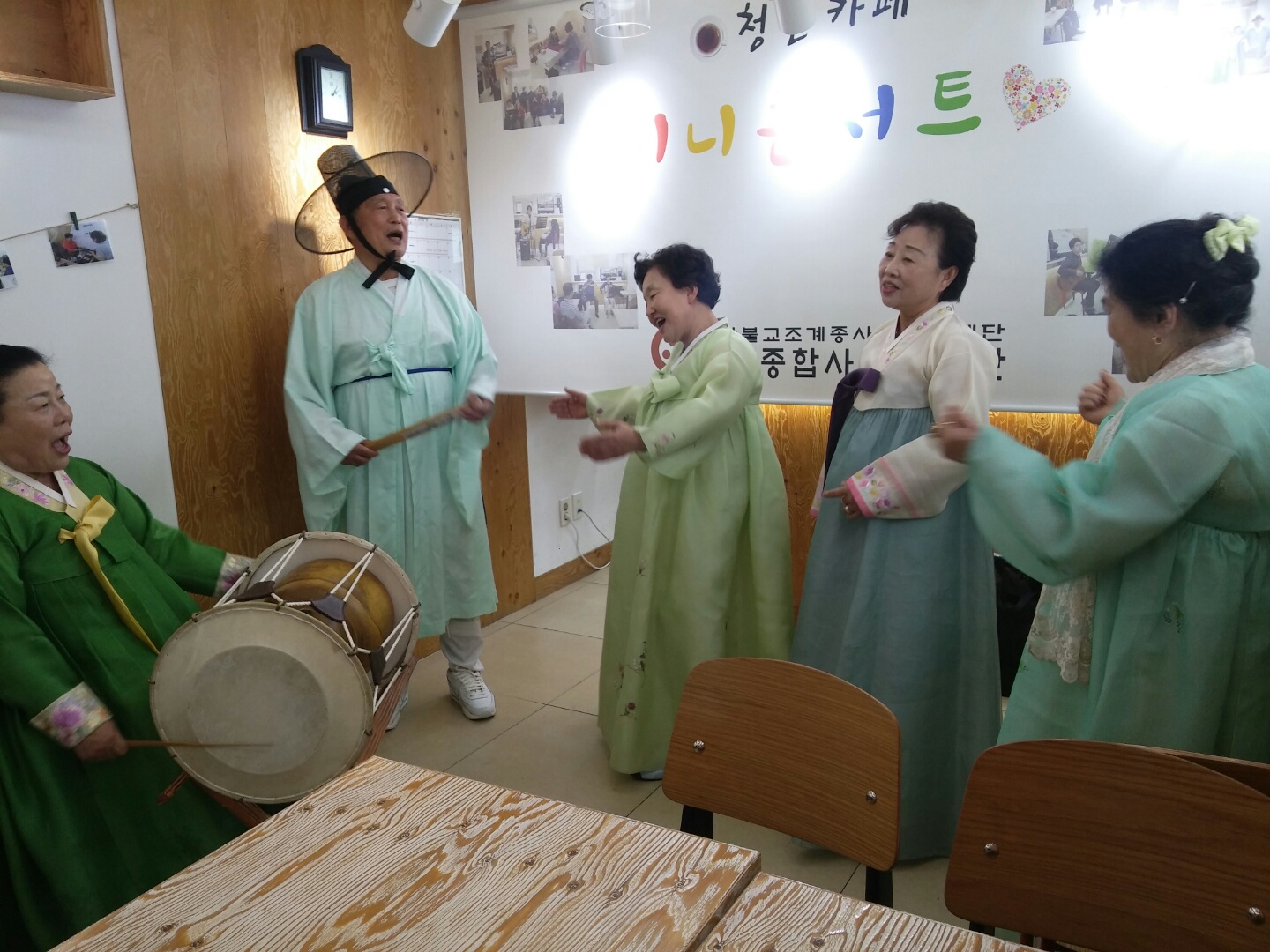 5월 청춘카페 민요 미니콘서트 실시!!